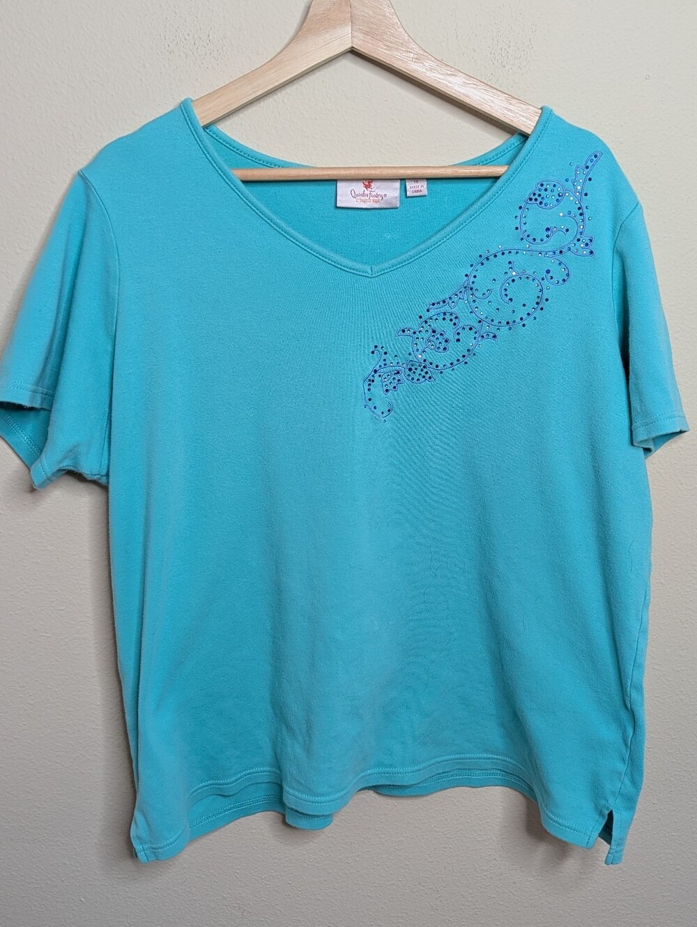 Quacker‎ Factory by Jeanne Bice Rhinestone Embroidered Tee Plus Size 1X Teal